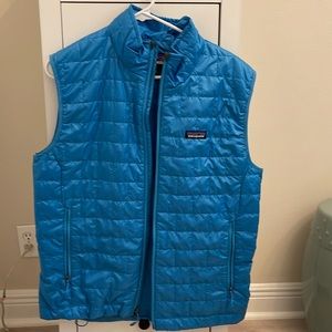 Patagonia men’s puffer vest, bought at REI, never worn. New, no tags.